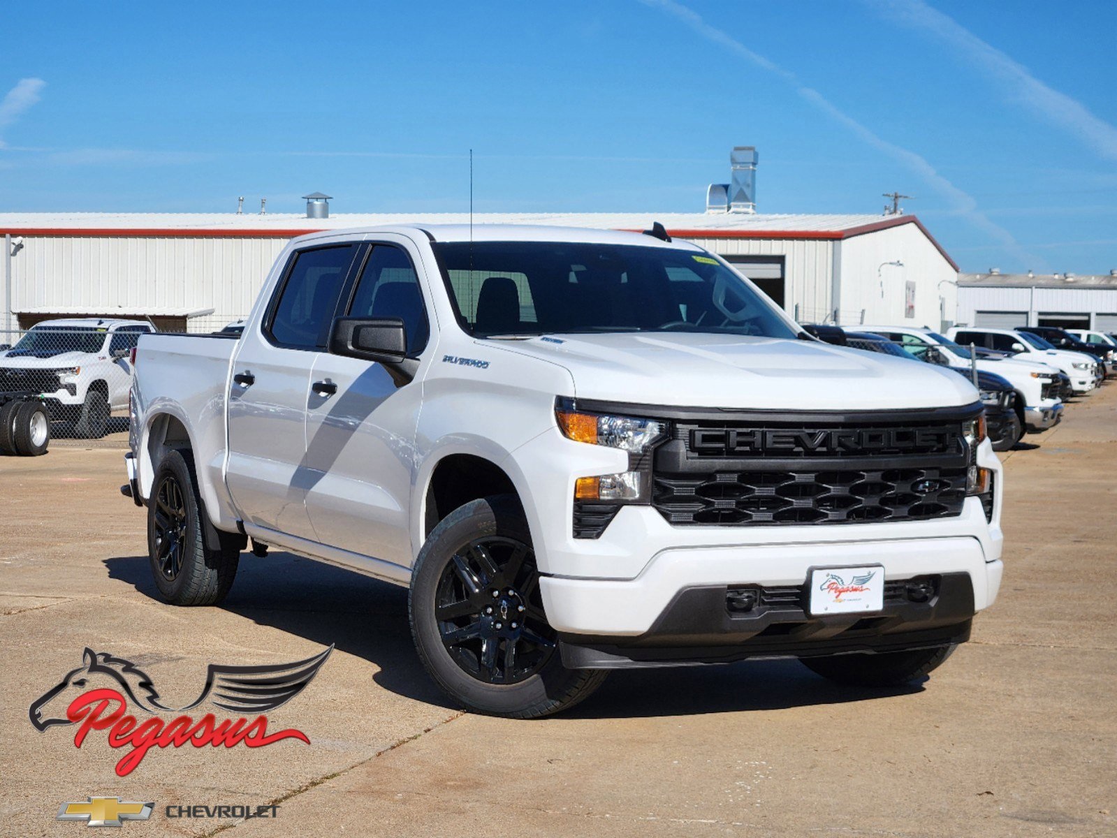 2025 Chevrolet Silverado 1500 Custom 1