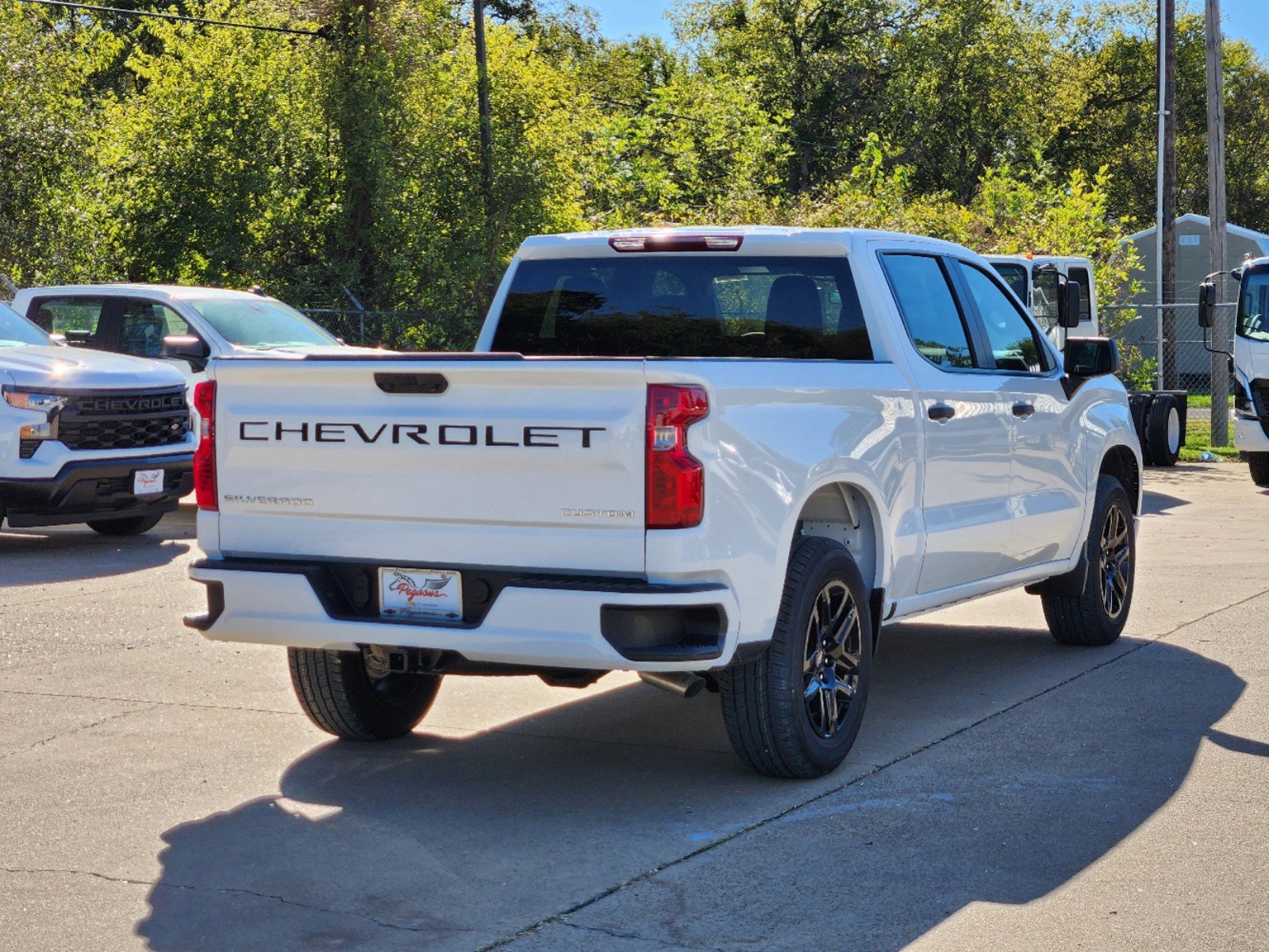 2025 Chevrolet Silverado 1500 Custom 5