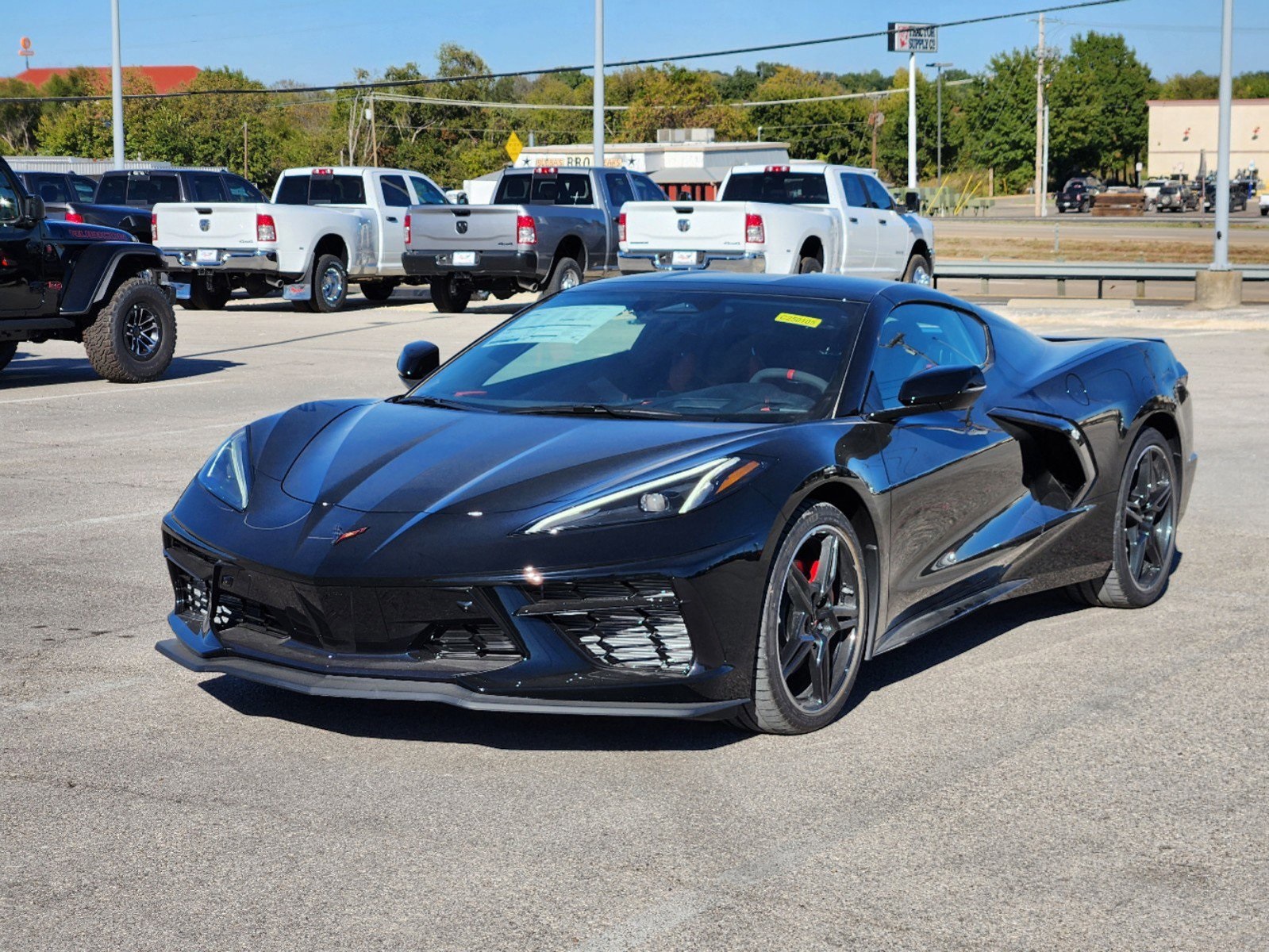 2025 Chevrolet Corvette Stingray 2