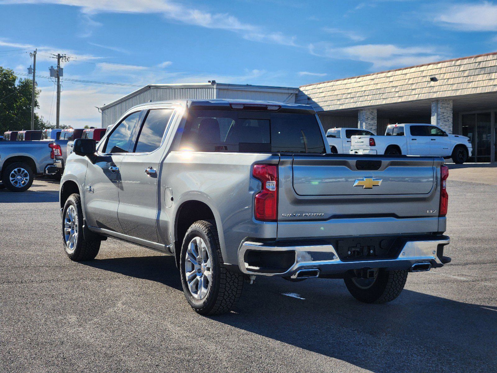 2025 Chevrolet Silverado 1500 LTZ 4