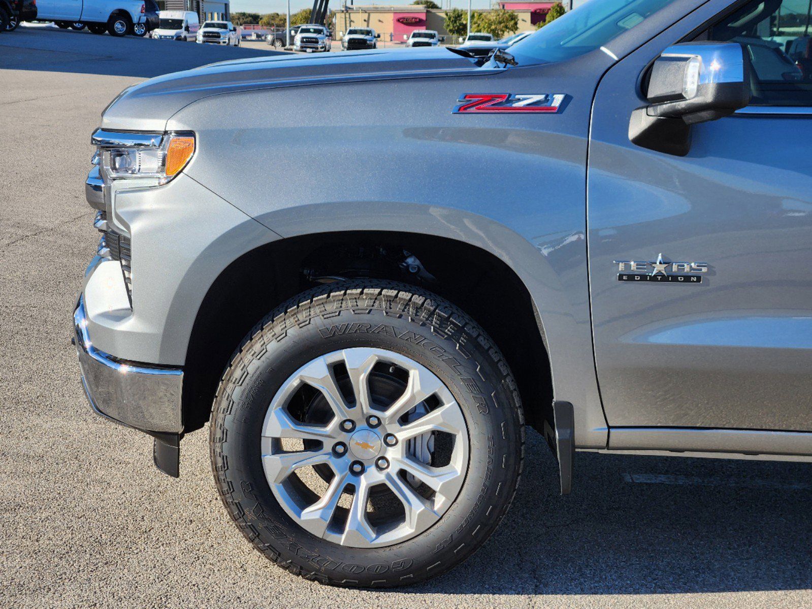 2025 Chevrolet Silverado 1500 LTZ 7