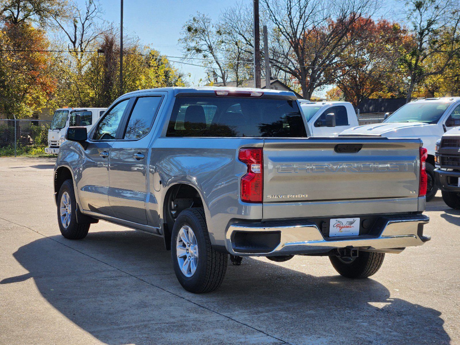 2025 Chevrolet Silverado 1500 LT 4