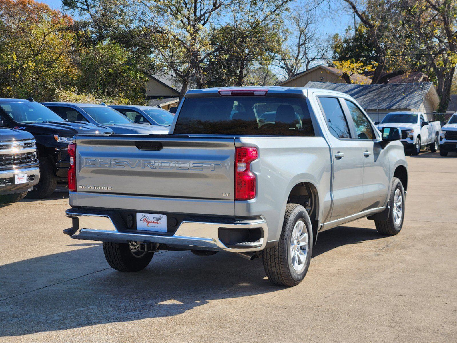 2025 Chevrolet Silverado 1500 LT 5