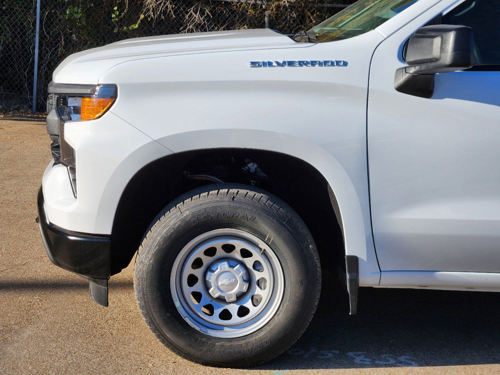 2025 Chevrolet Silverado 1500 WT 8