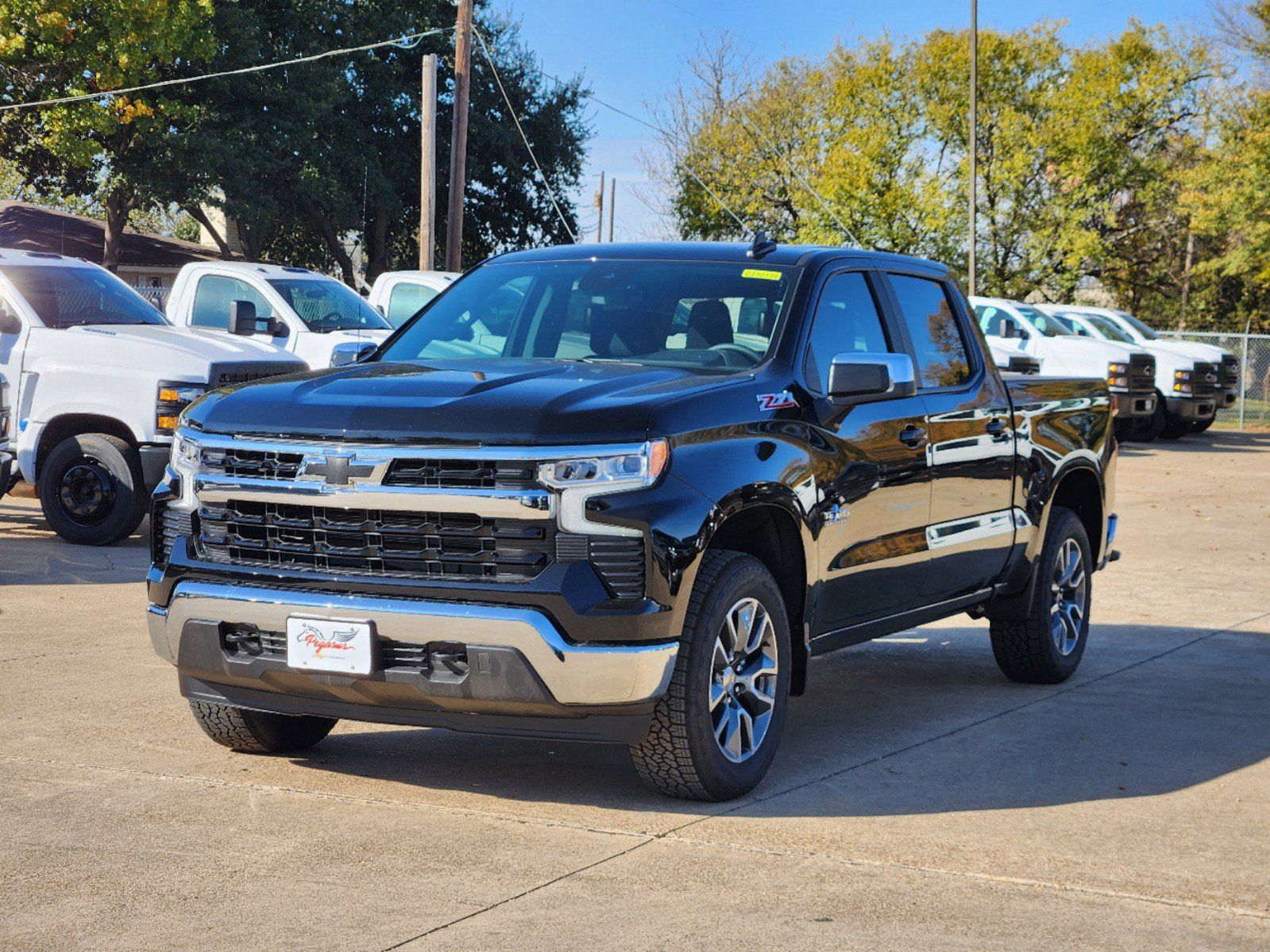 2025 Chevrolet Silverado 1500 LT 2