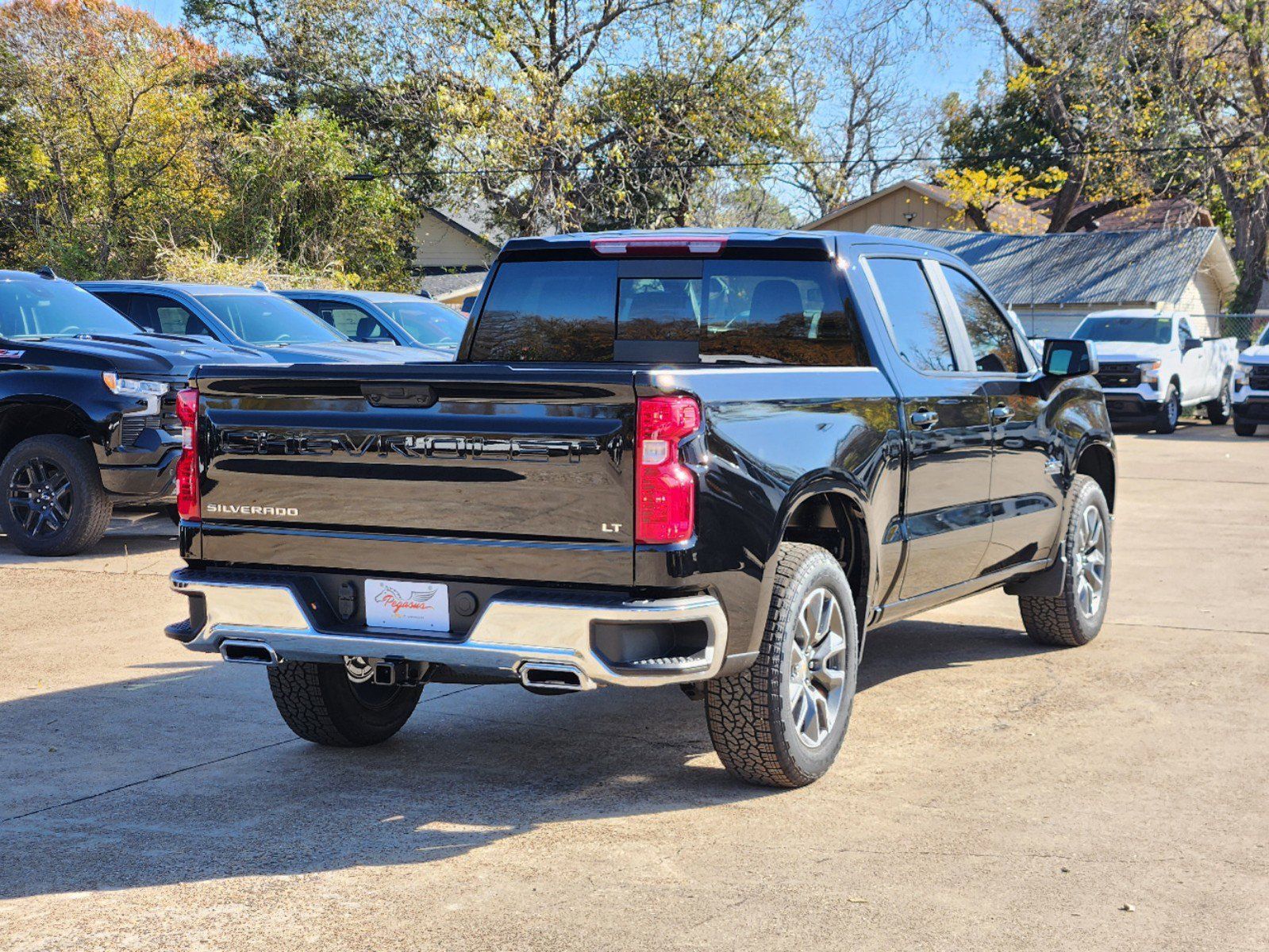 2025 Chevrolet Silverado 1500 LT 5