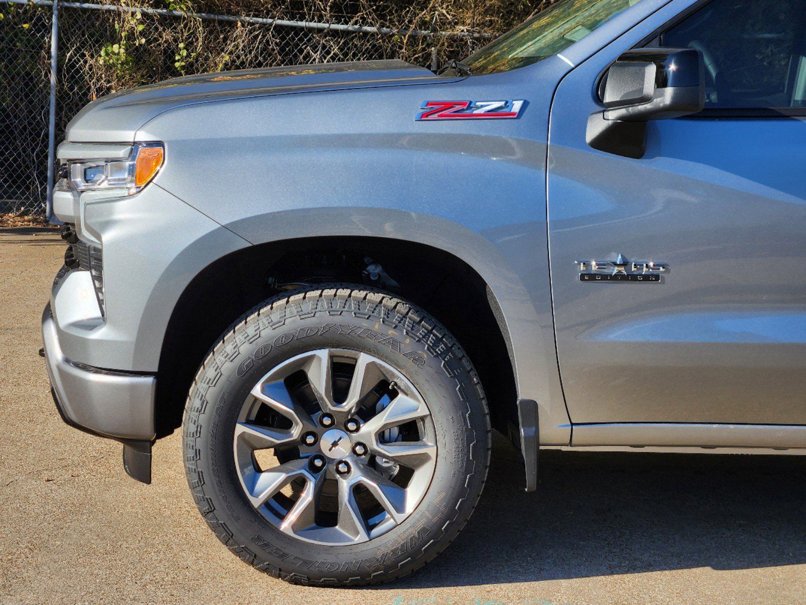 2025 Chevrolet Silverado 1500 RST 8