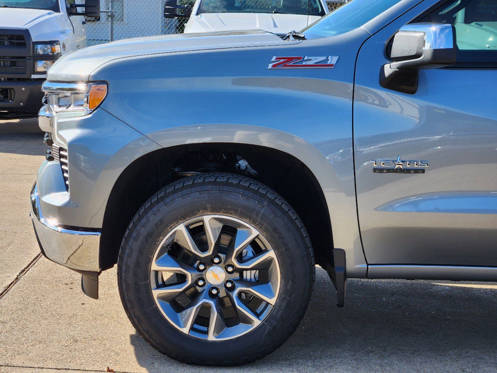 2025 Chevrolet Silverado 1500 LT 8