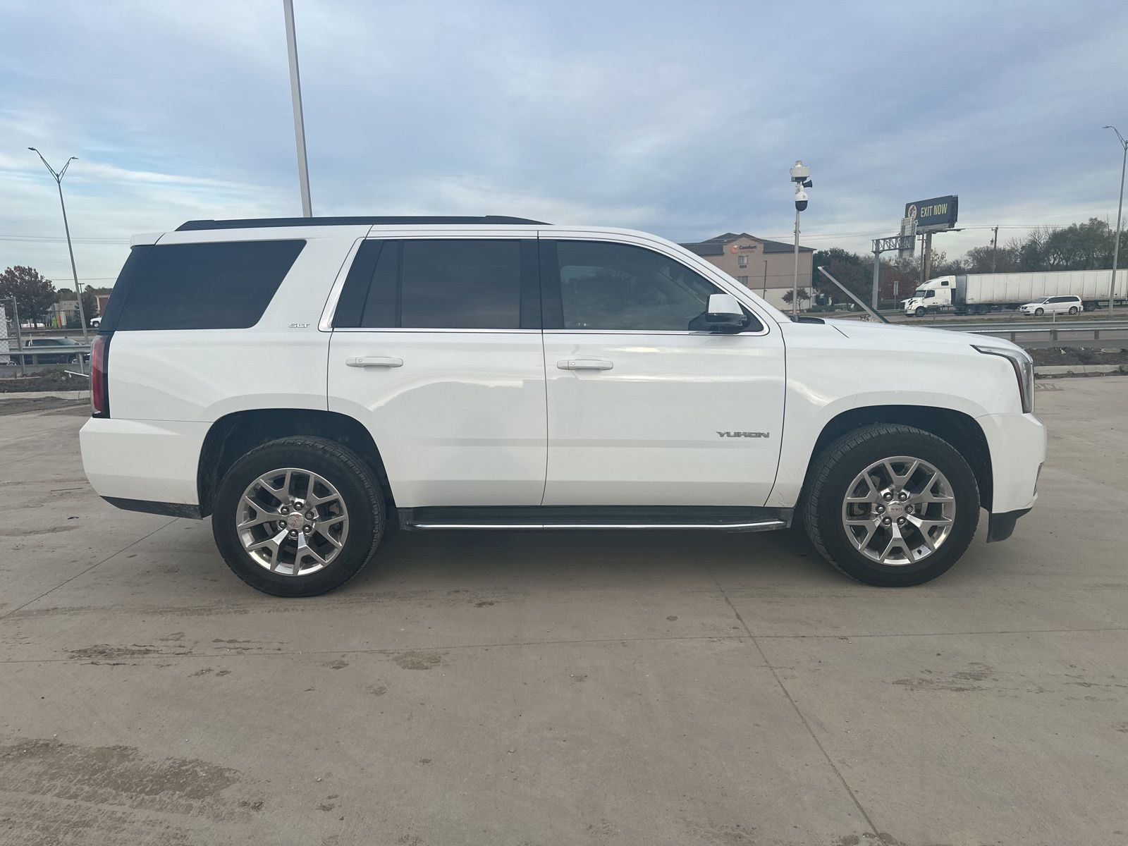 2016 GMC Yukon SLT 3