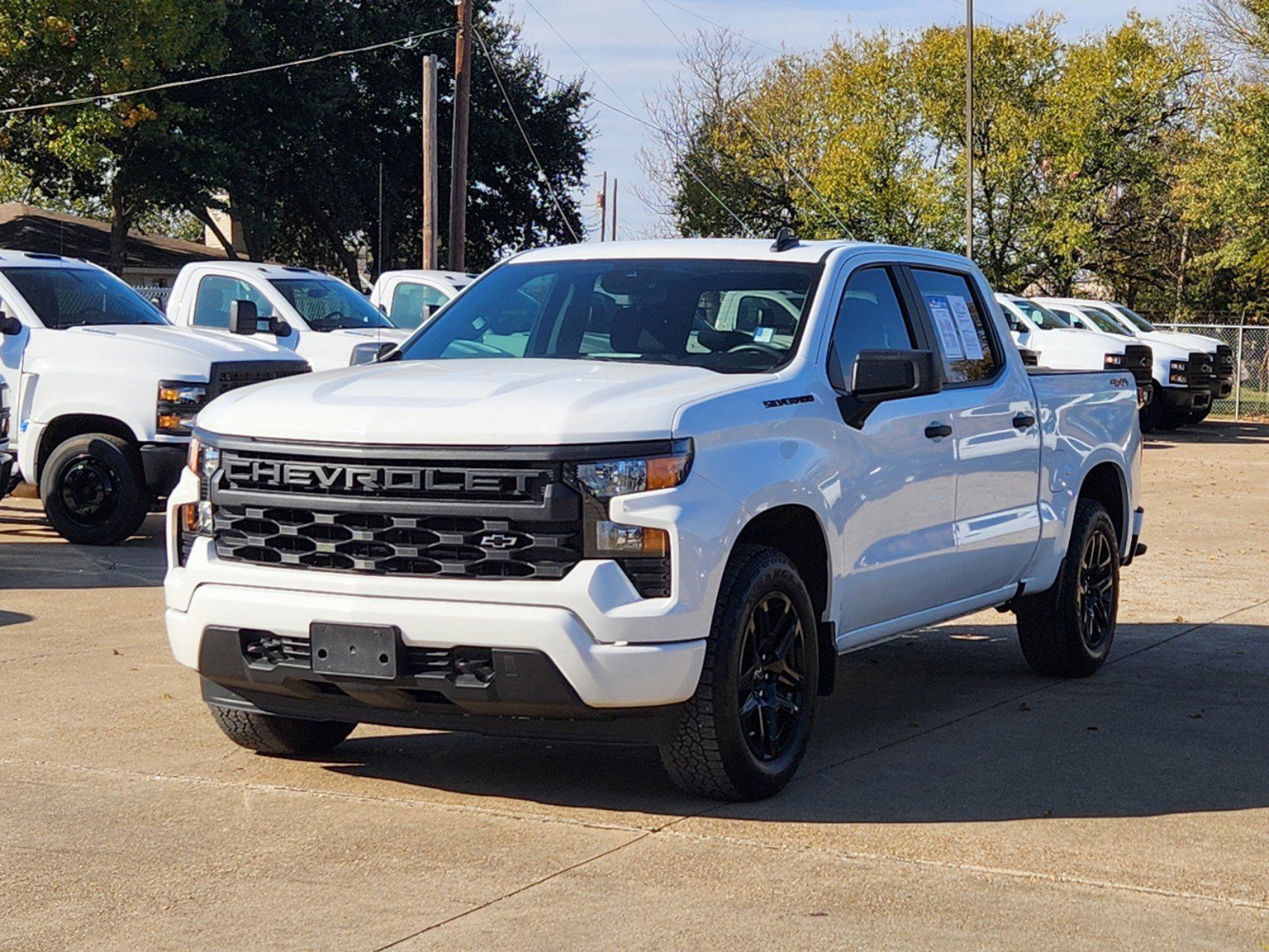 2023 Chevrolet Silverado 1500 Custom 2