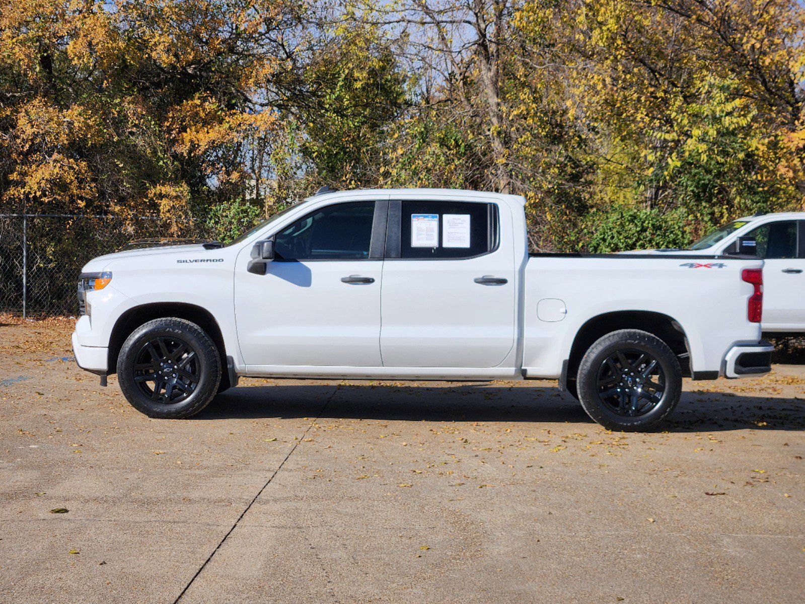 2023 Chevrolet Silverado 1500 Custom 3