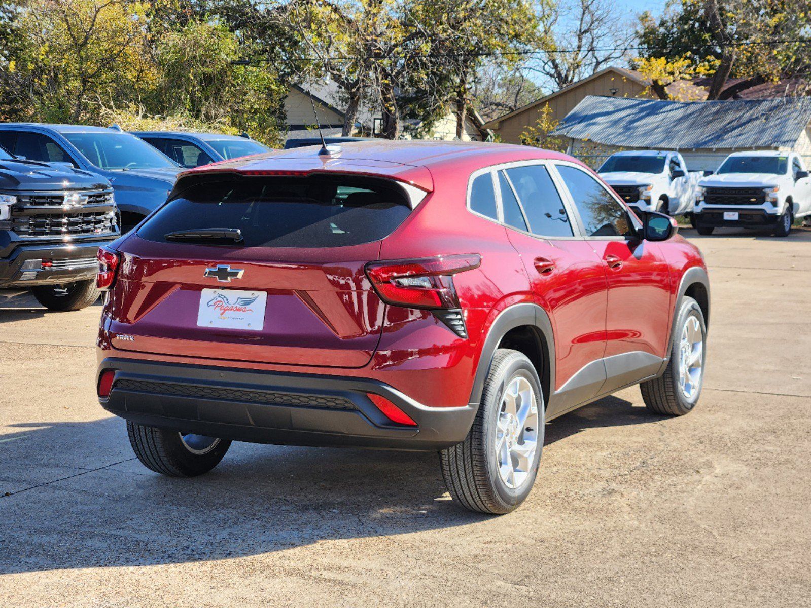 2025 Chevrolet Trax LS 5