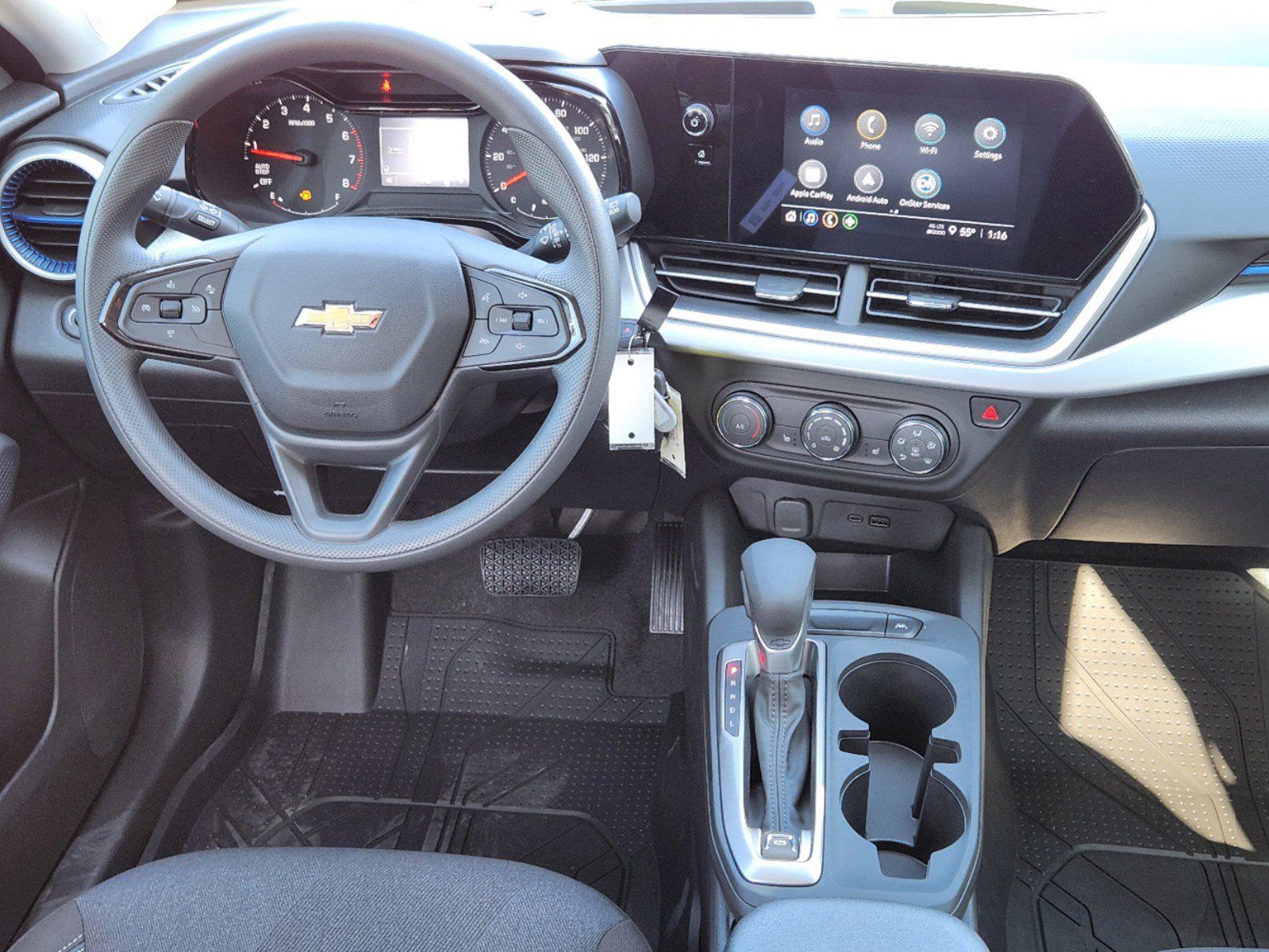 2025 Chevrolet Trax LS 24