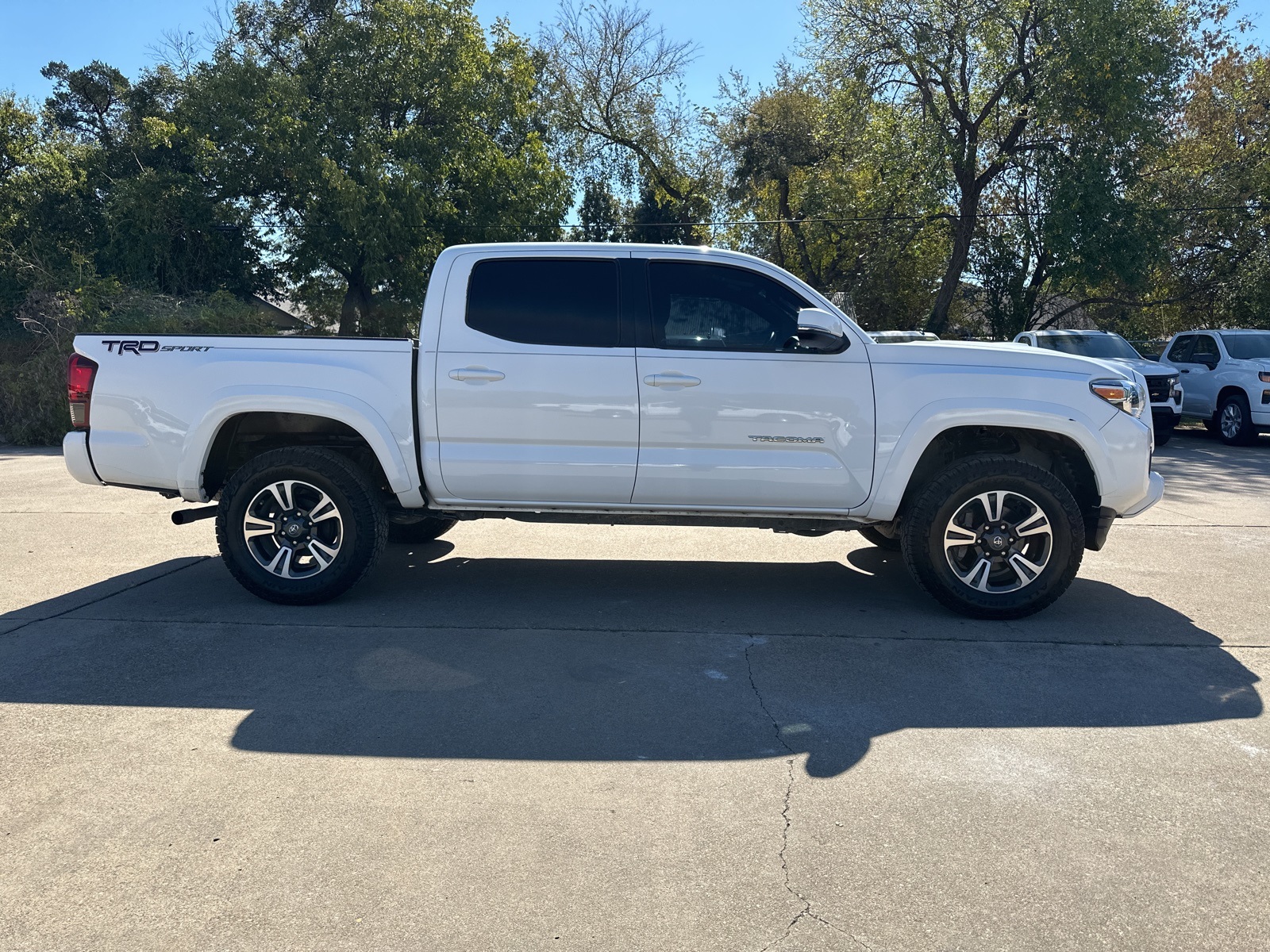 2019 Toyota Tacoma TRD Sport 3