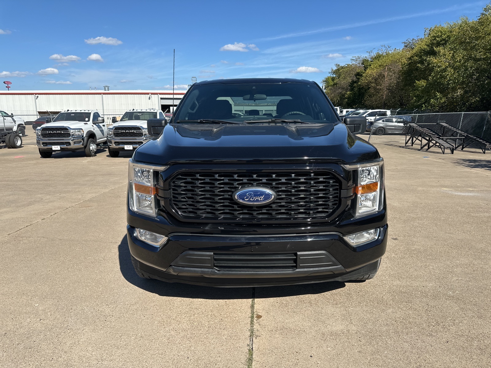 2022 Ford F-150 XL 2