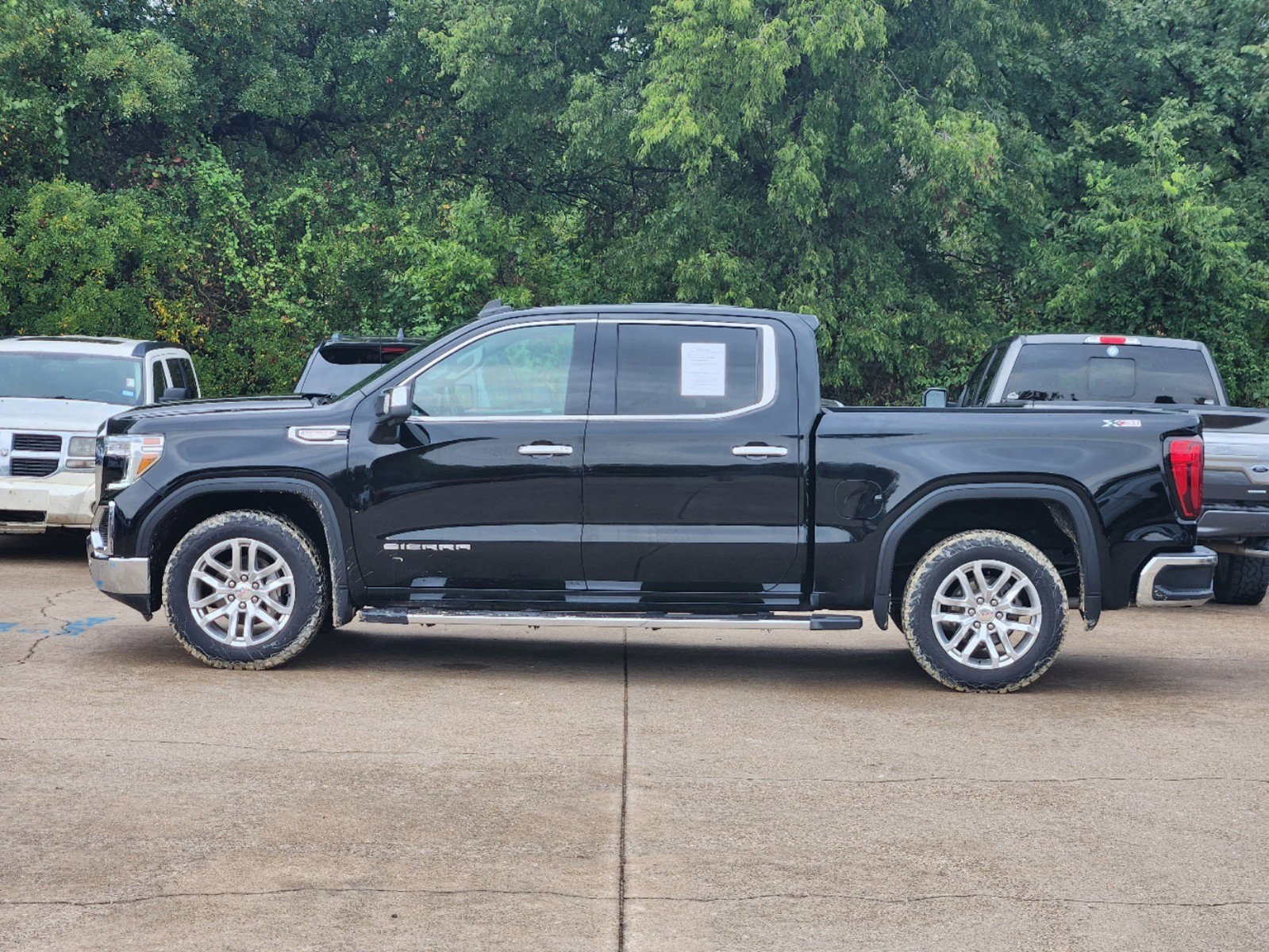 2021 GMC Sierra 1500 SLT 3