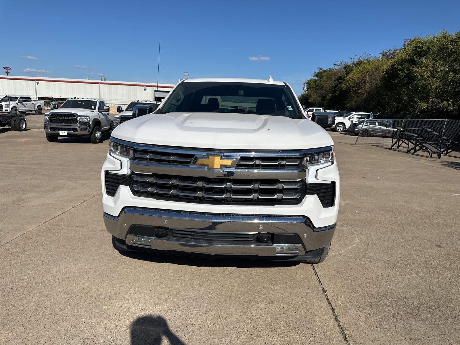 2023 Chevrolet Silverado 1500 LTZ 2