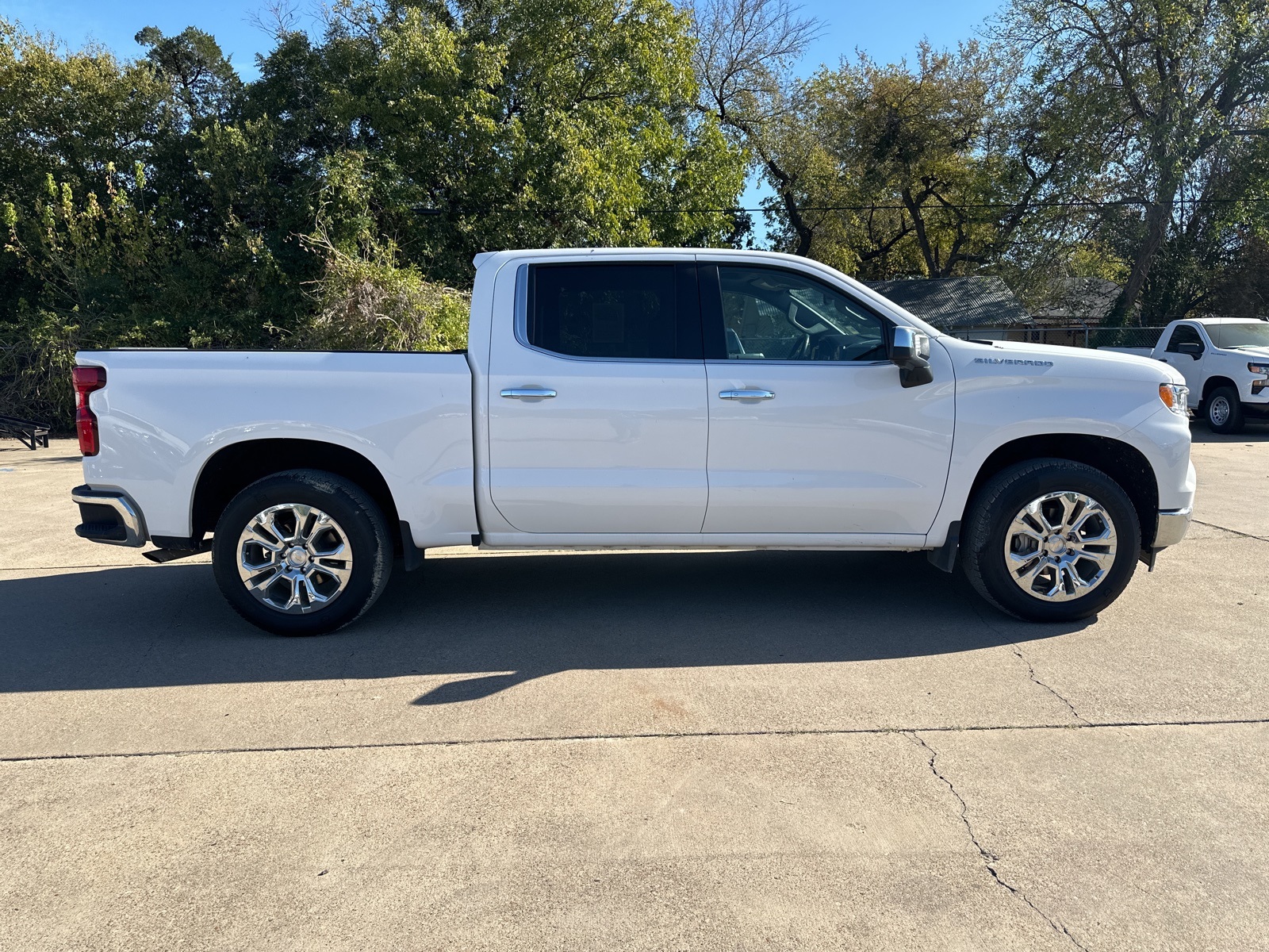 2023 Chevrolet Silverado 1500 LTZ 3