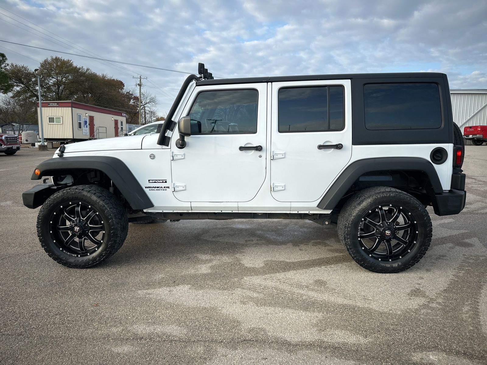 2017 Jeep Wrangler Unlimited Sport 5