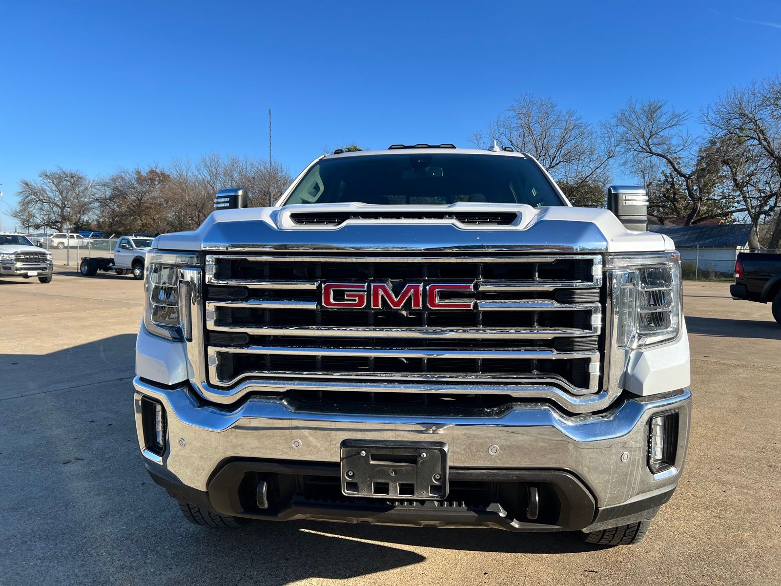 2020 GMC Sierra 2500HD SLT 2