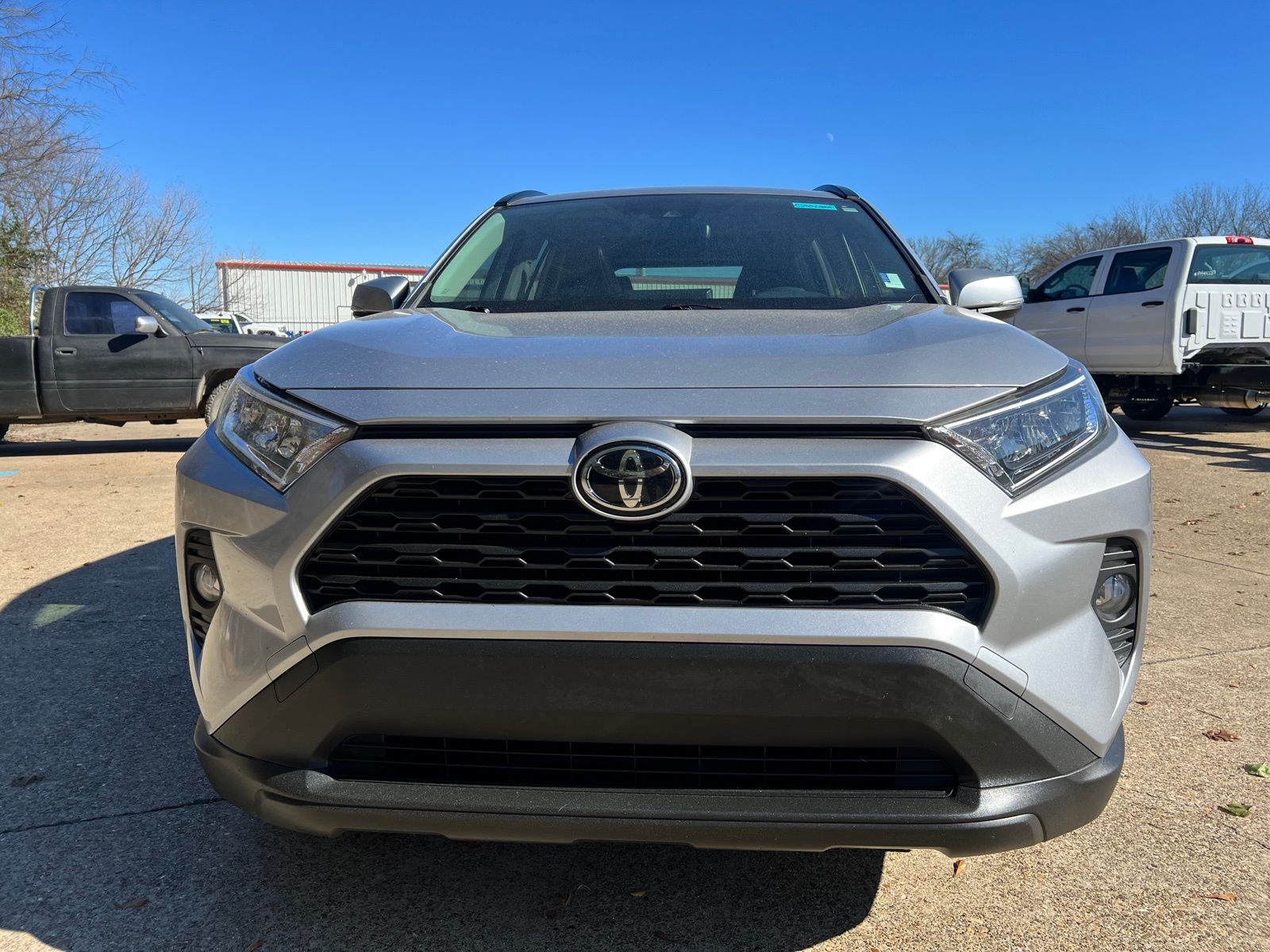 2020 Toyota RAV4 XLE Premium 3