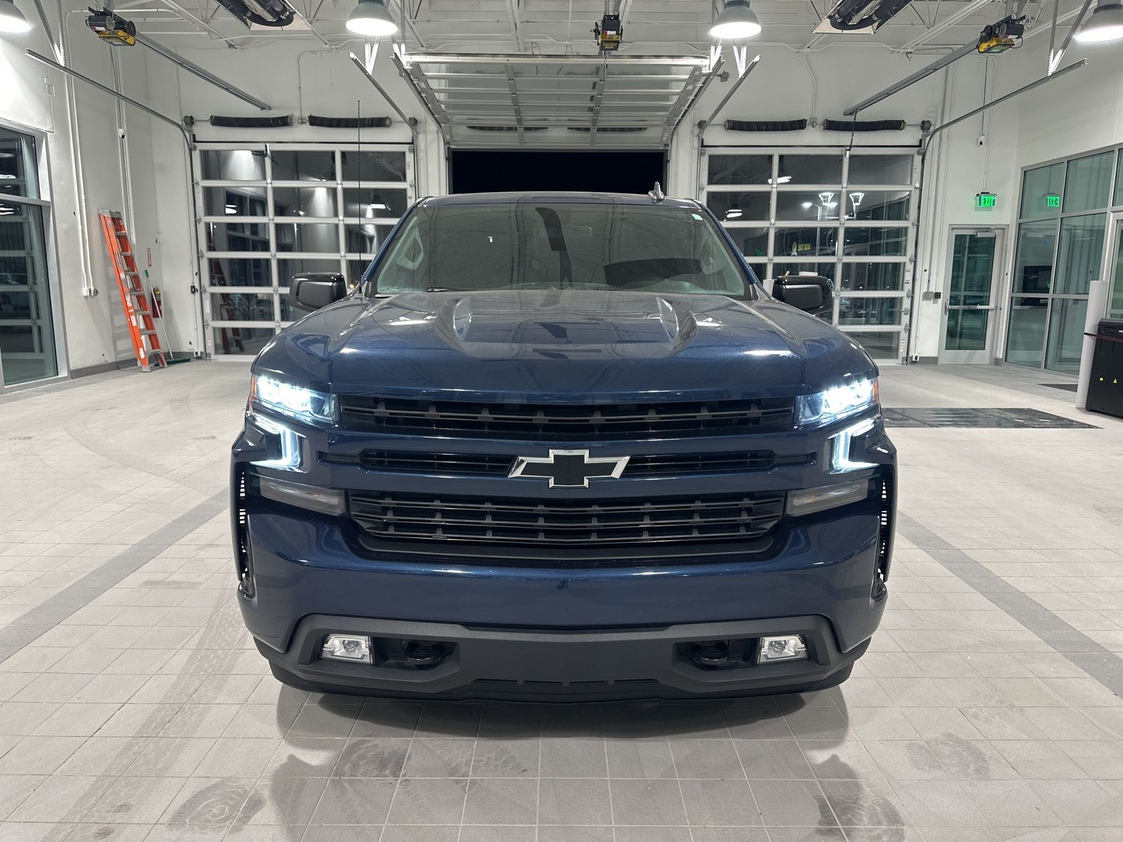 2020 Chevrolet Silverado 1500 RST 2