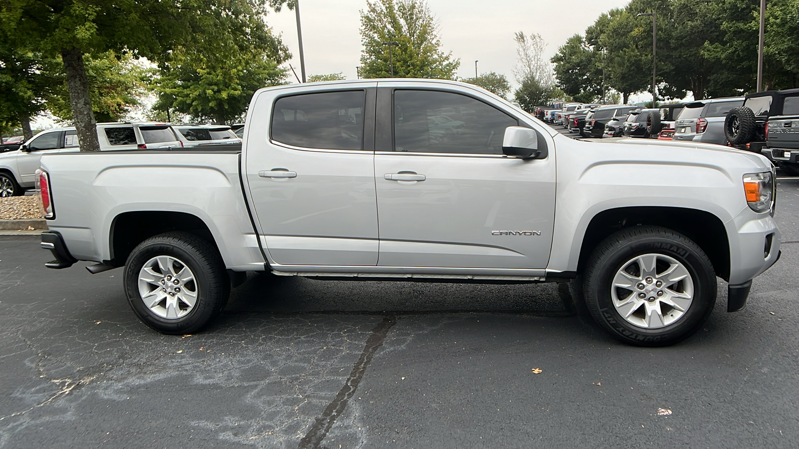 2017 GMC Canyon 2WD SLE 5