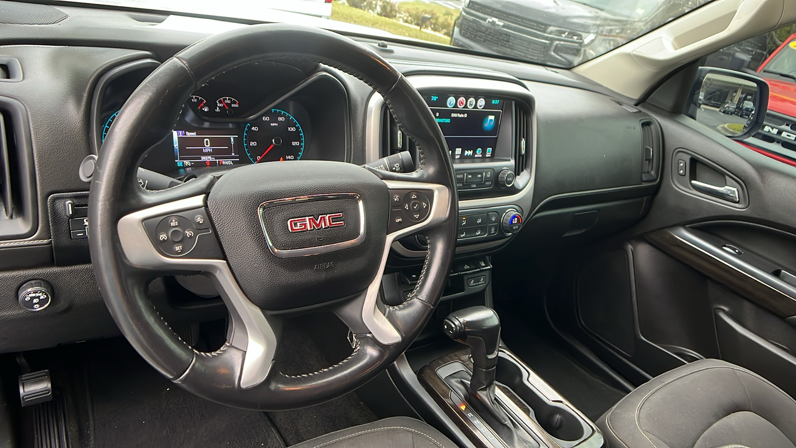 2017 GMC Canyon 2WD SLE 25