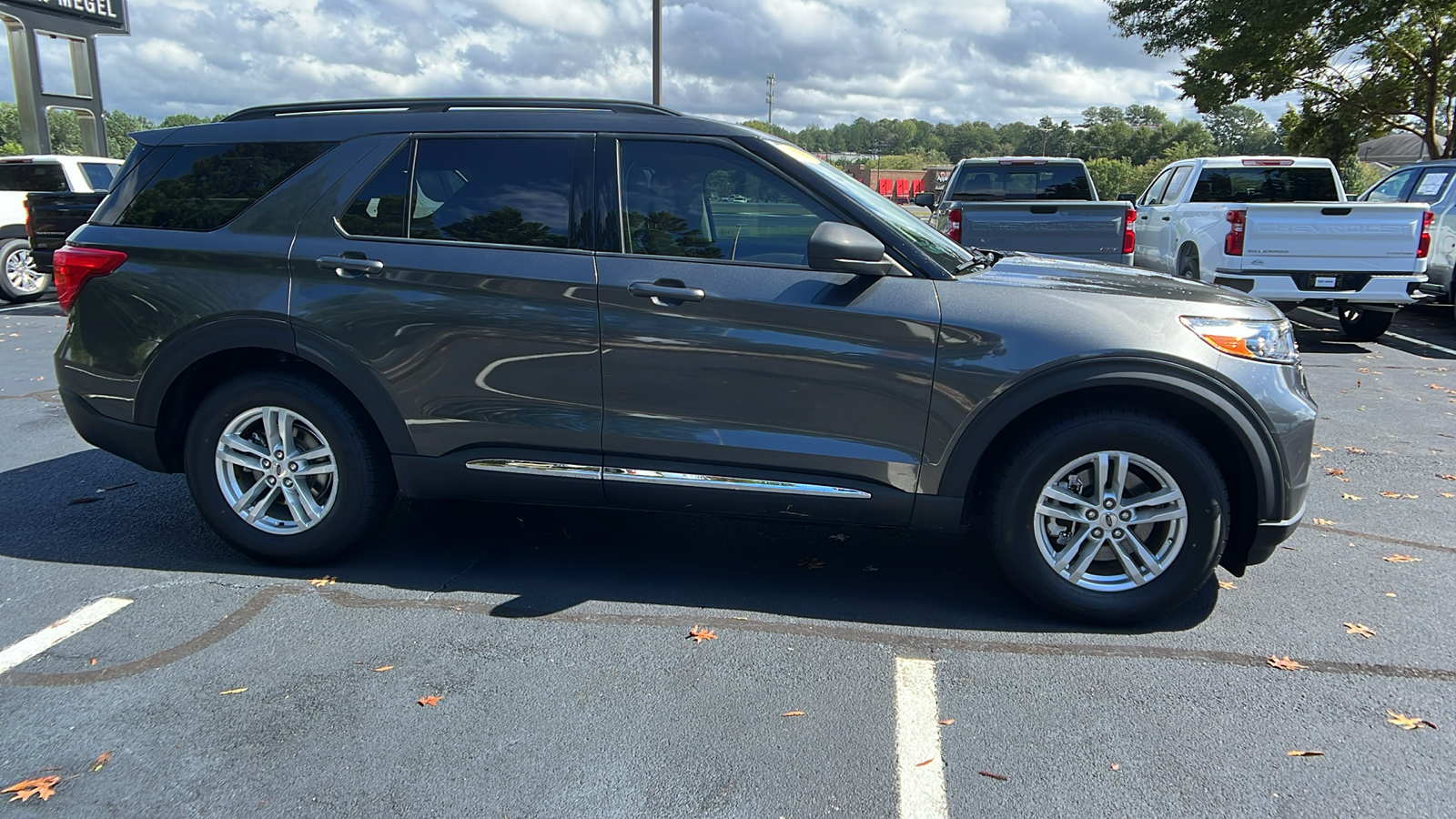 2020 Ford Explorer XLT 5