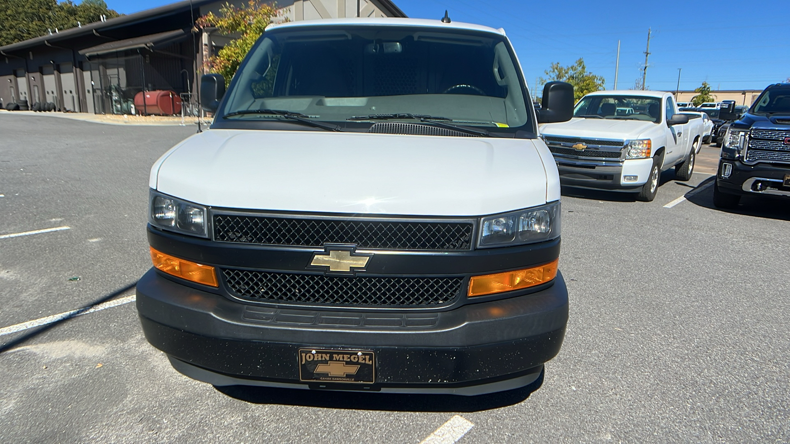 2022 Chevrolet Express Cargo Van Work Van 3