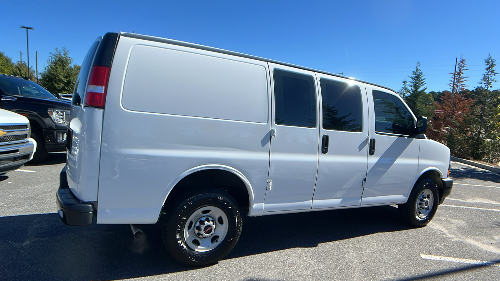 2022 Chevrolet Express Cargo Van Work Van 6