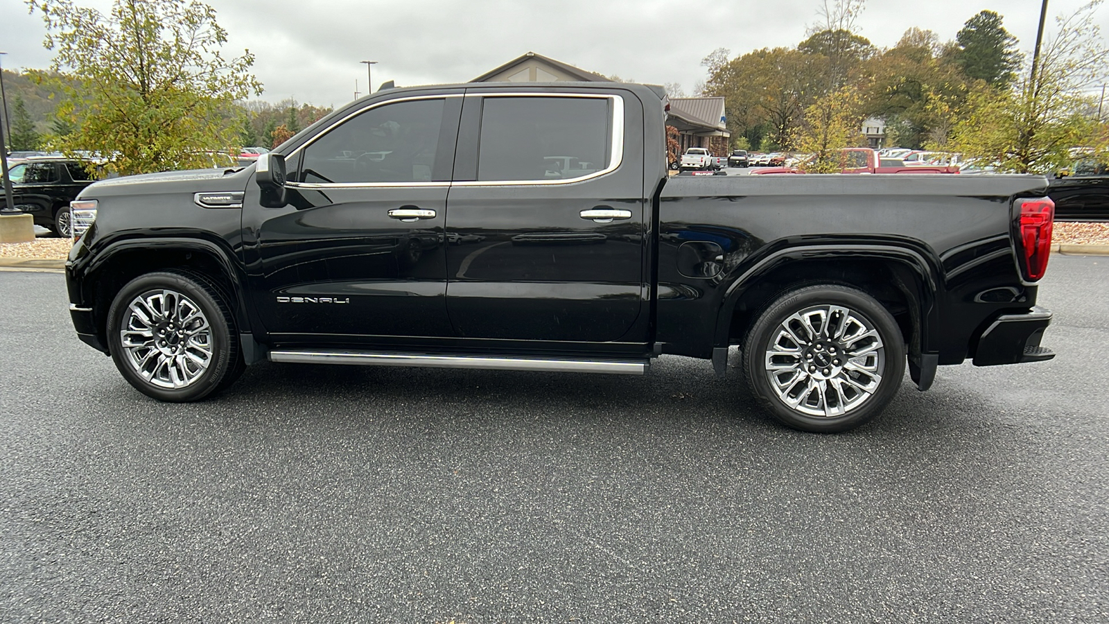 2024 GMC Sierra 1500 Denali Ultimate 9