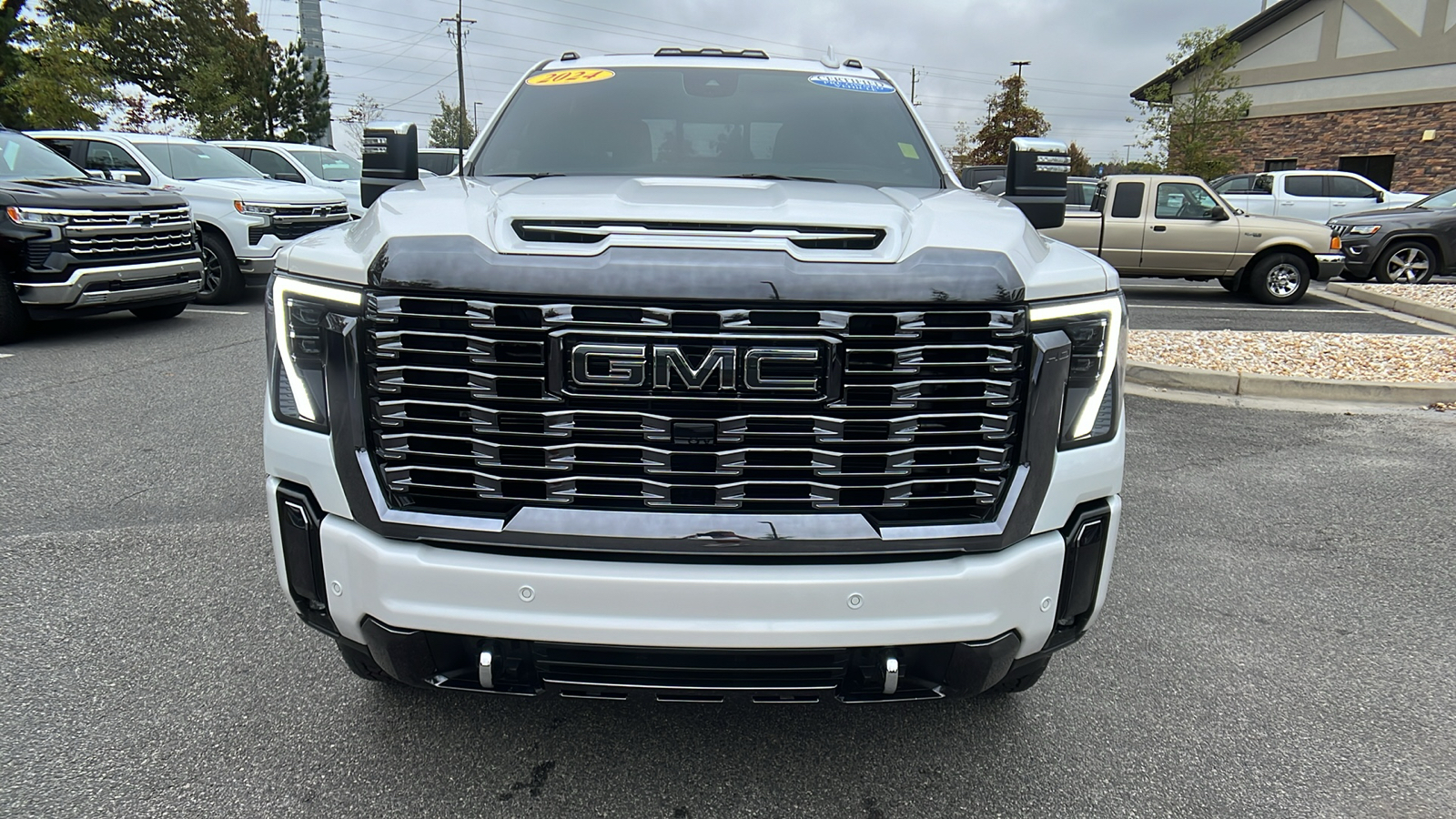 2024 GMC Sierra 2500HD Denali Ultimate 3