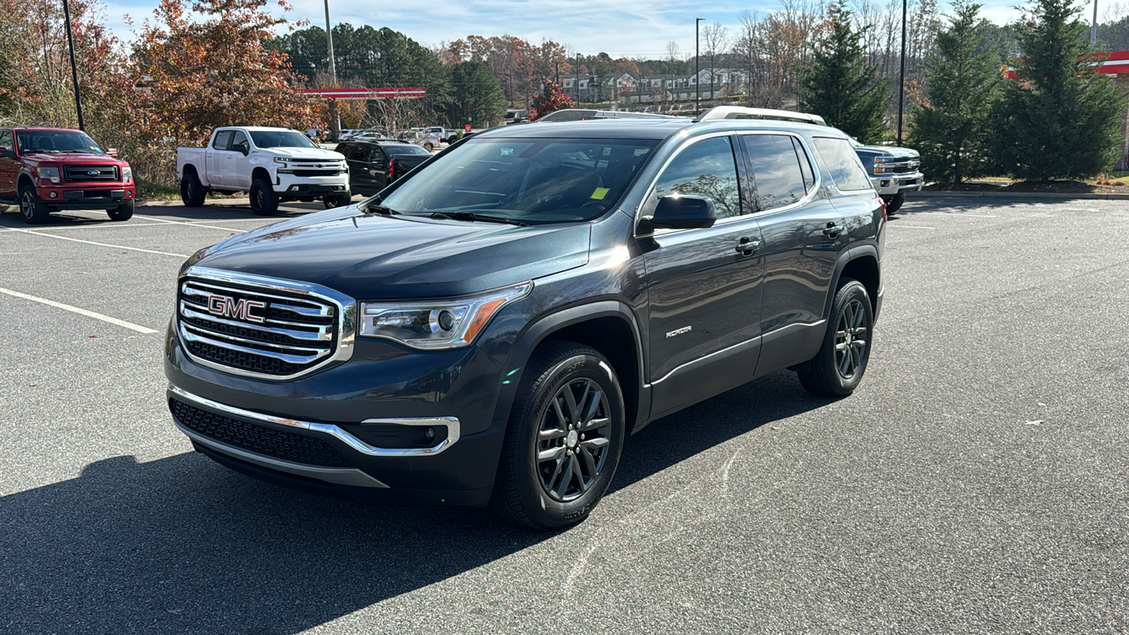 2019 GMC Acadia SLT 1