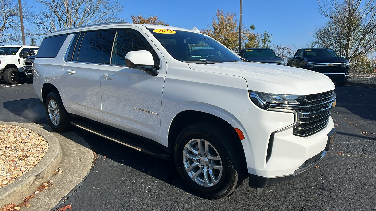 2023 Chevrolet Suburban LT 4