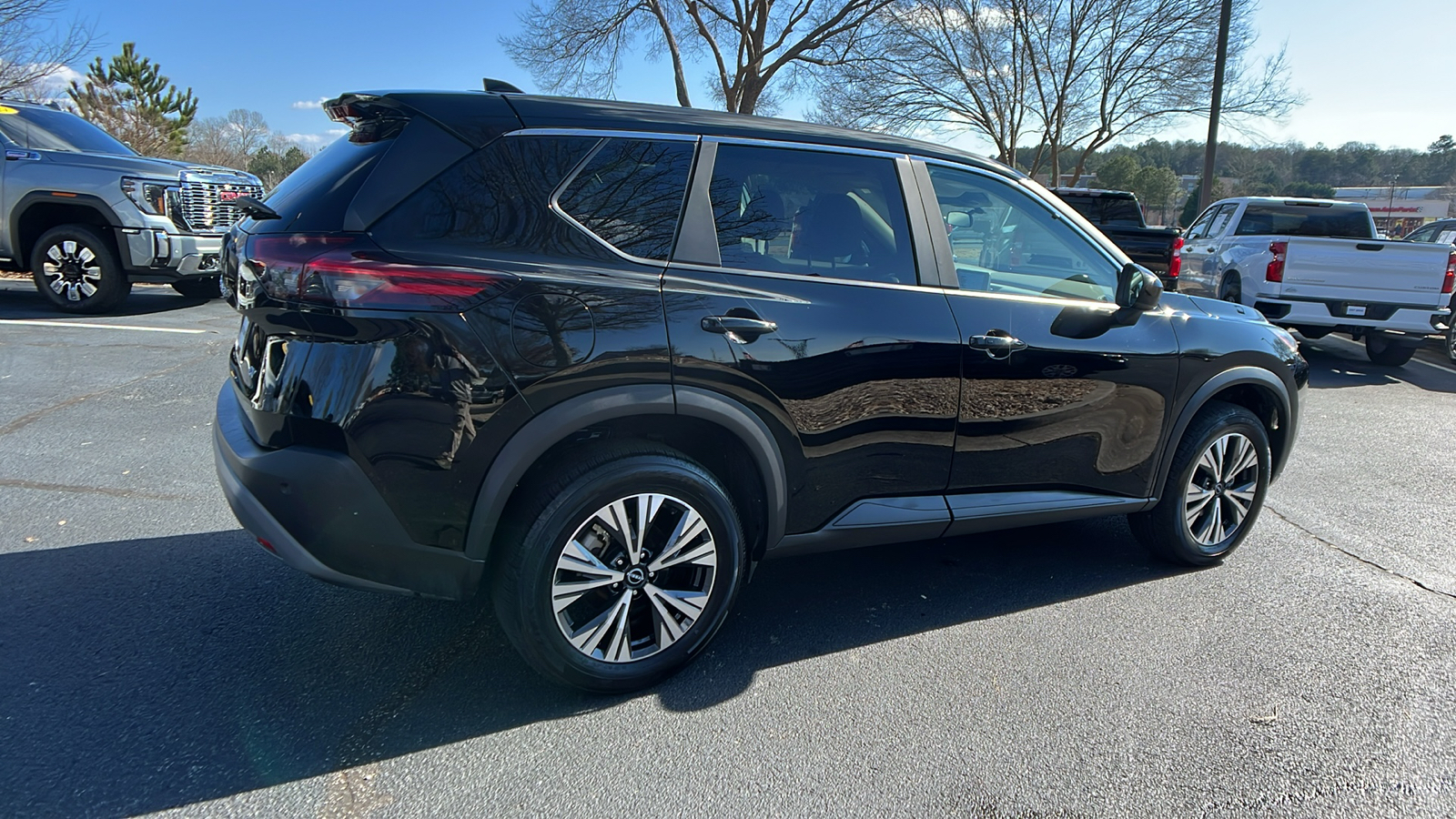 2023 Nissan Rogue SV 6