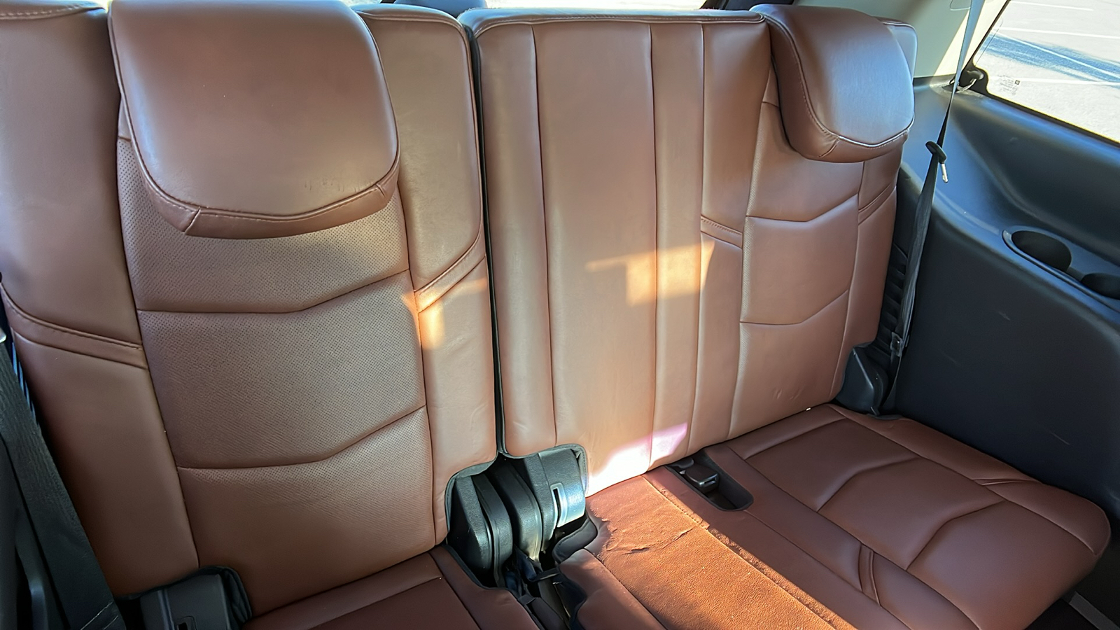 2019 Cadillac Escalade Premium Luxury 18