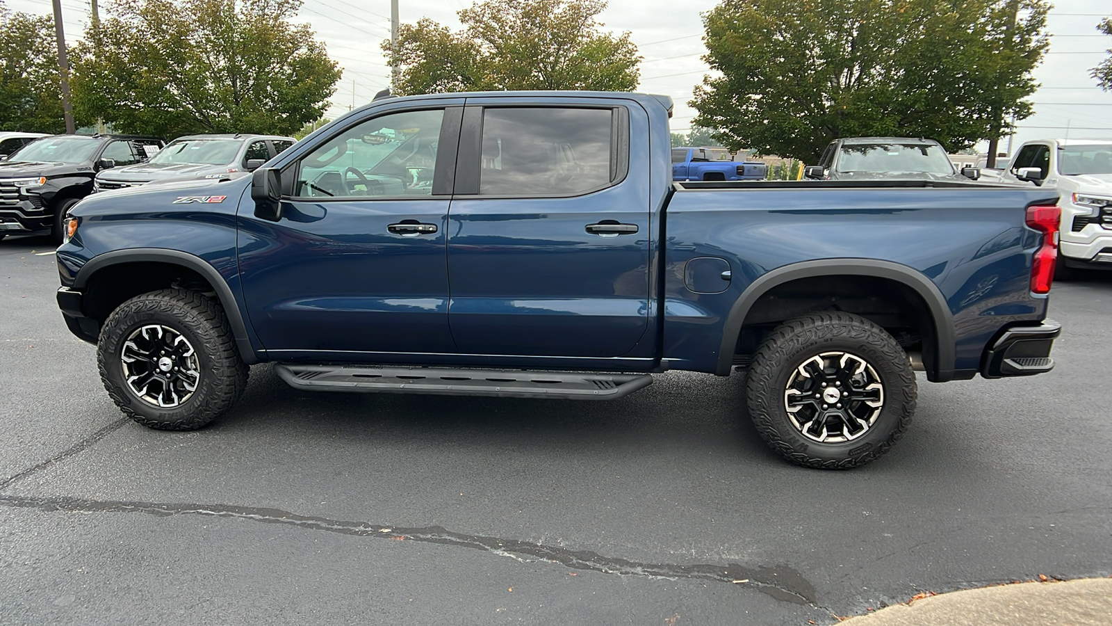 2022 Chevrolet Silverado 1500 ZR2 9