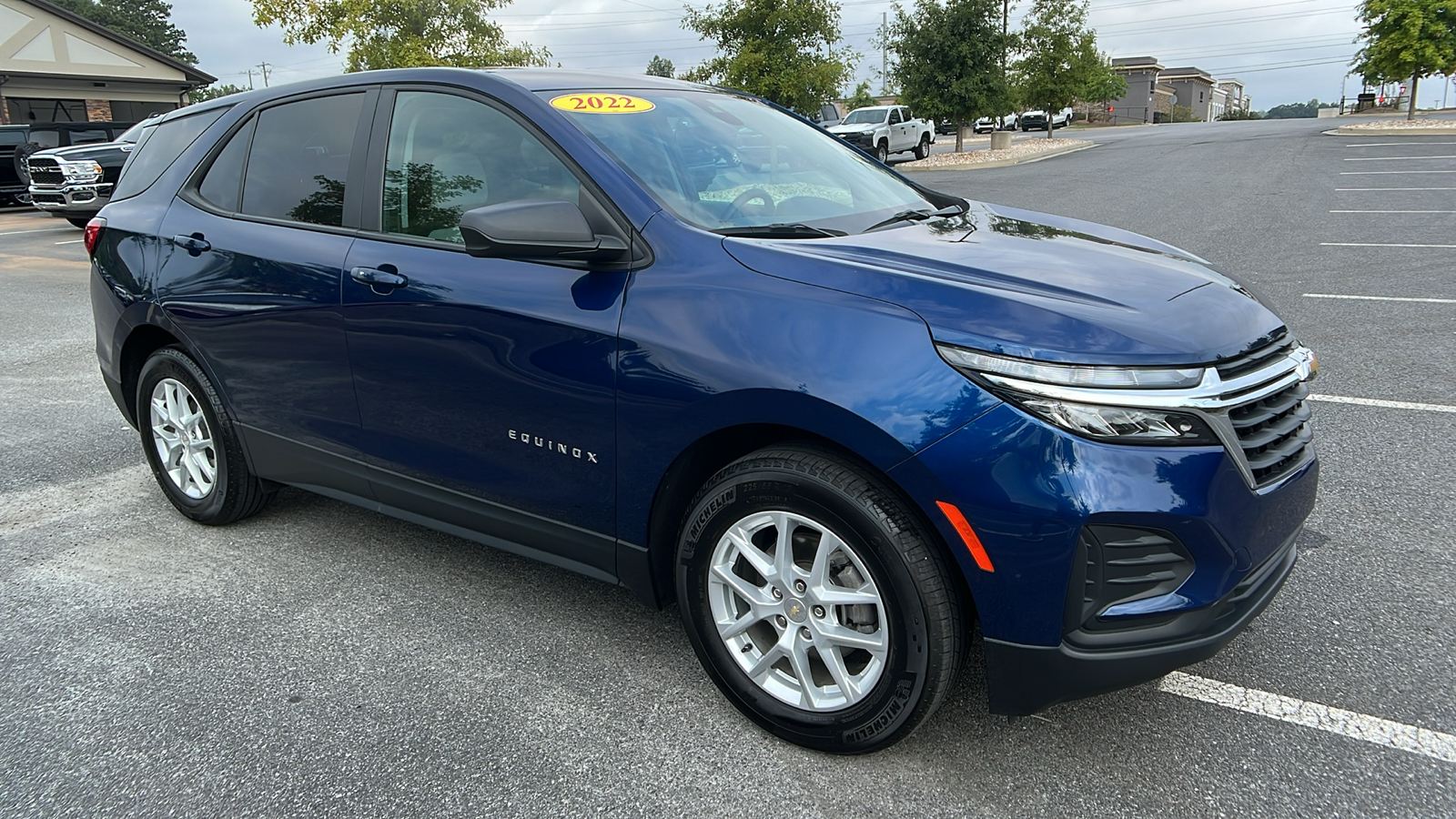 2022 Chevrolet Equinox LS 4