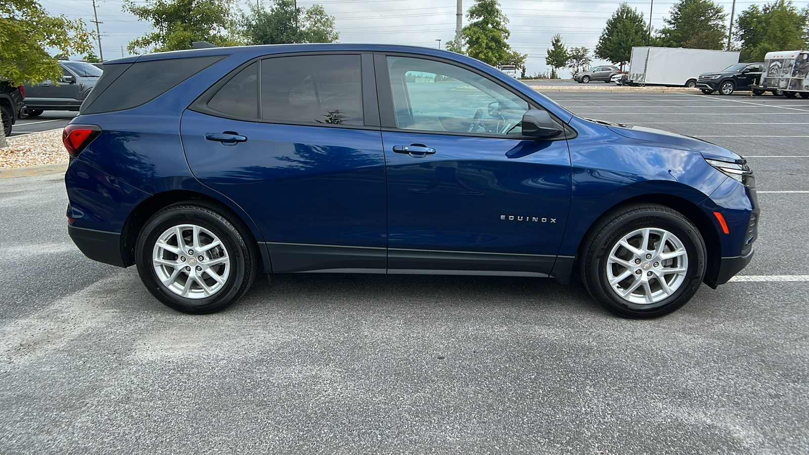 2022 Chevrolet Equinox LS 5