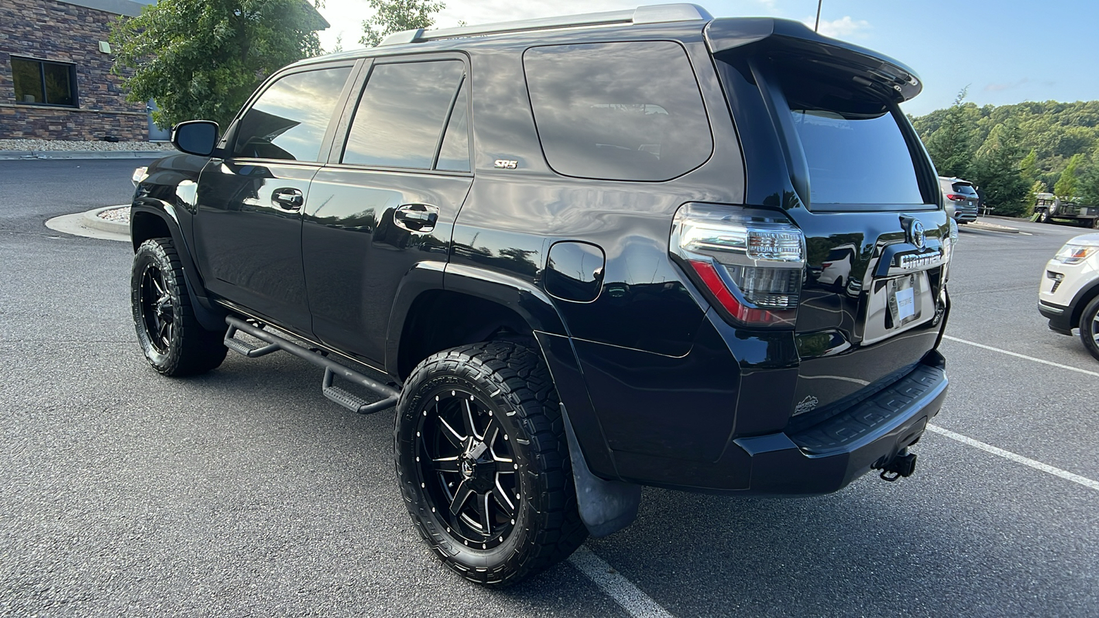 2018 Toyota 4Runner SR5 8