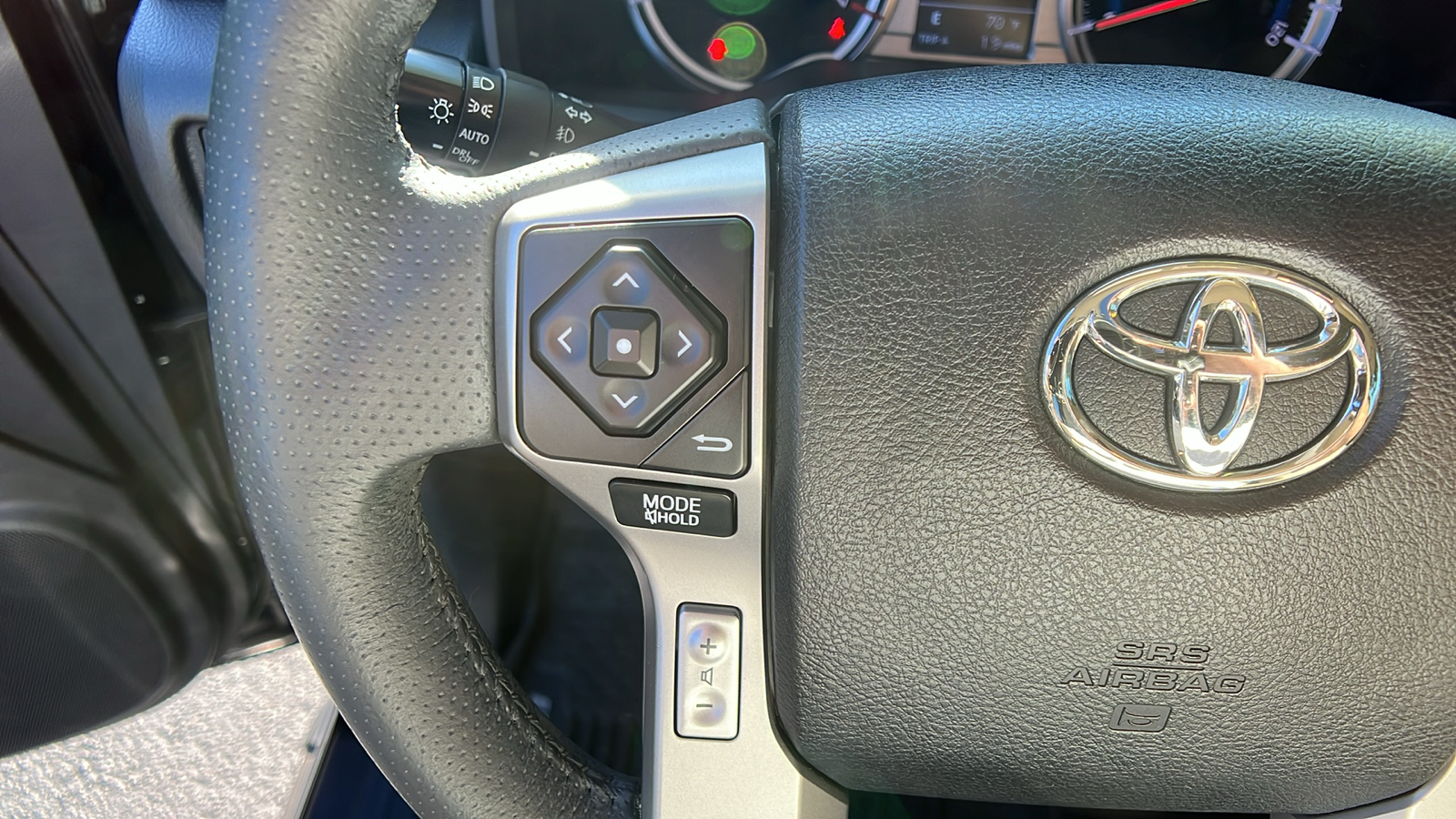 2019 Toyota 4Runner Limited 23