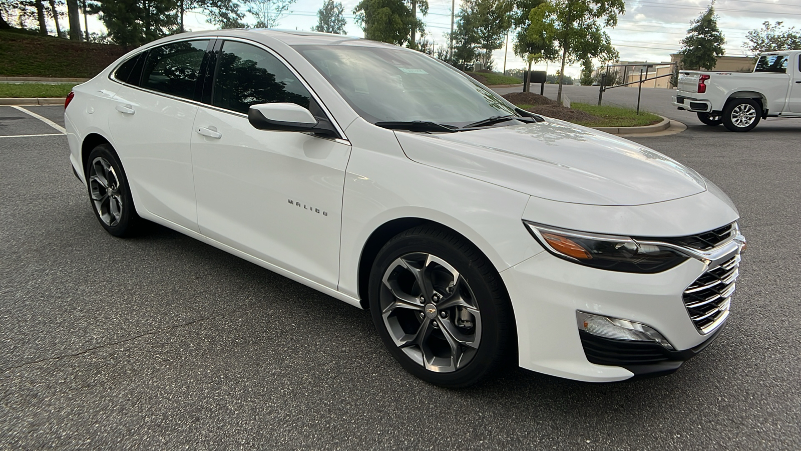 2024 Chevrolet Malibu LT 3