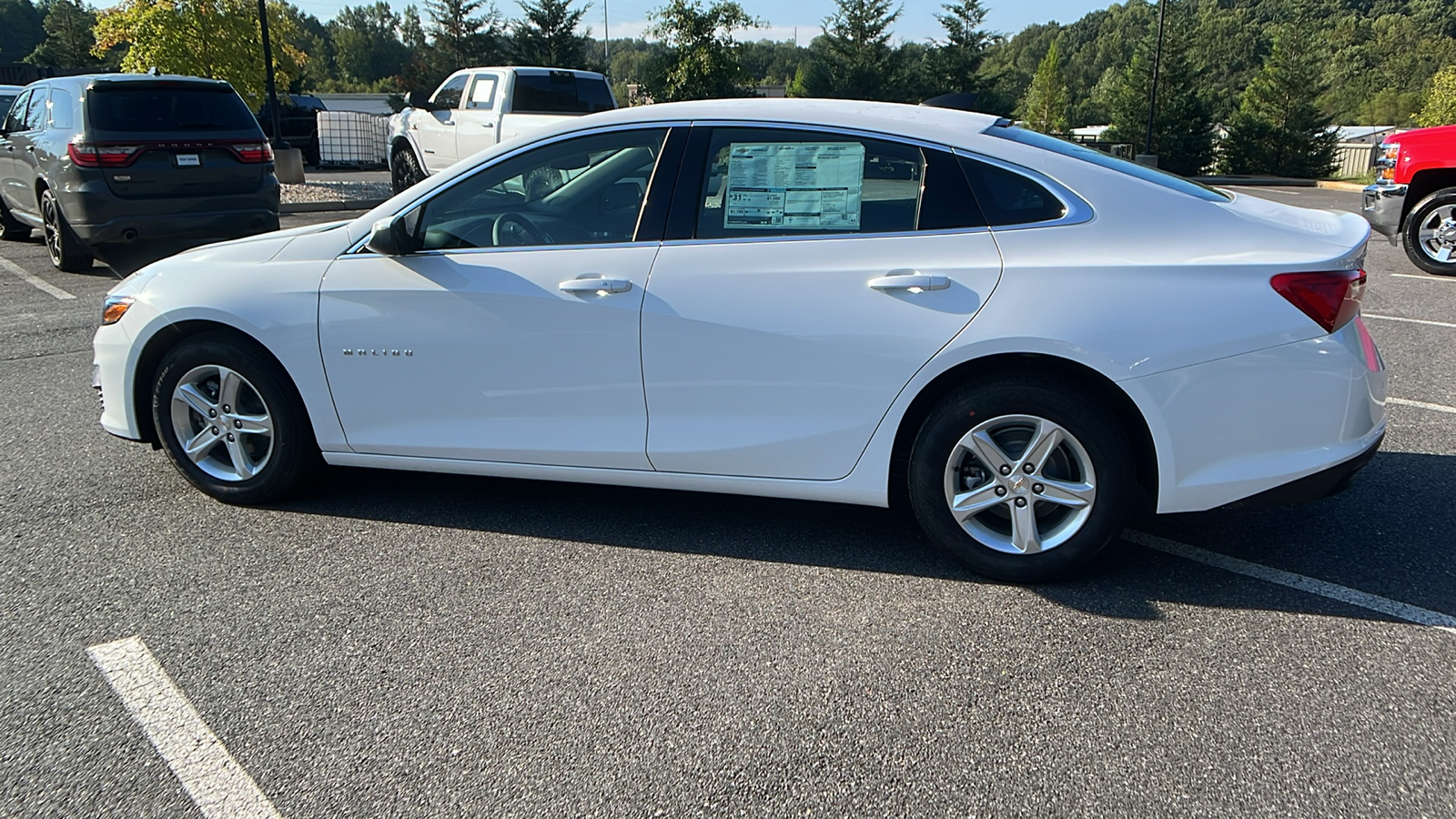 2025 Chevrolet Malibu LS 8