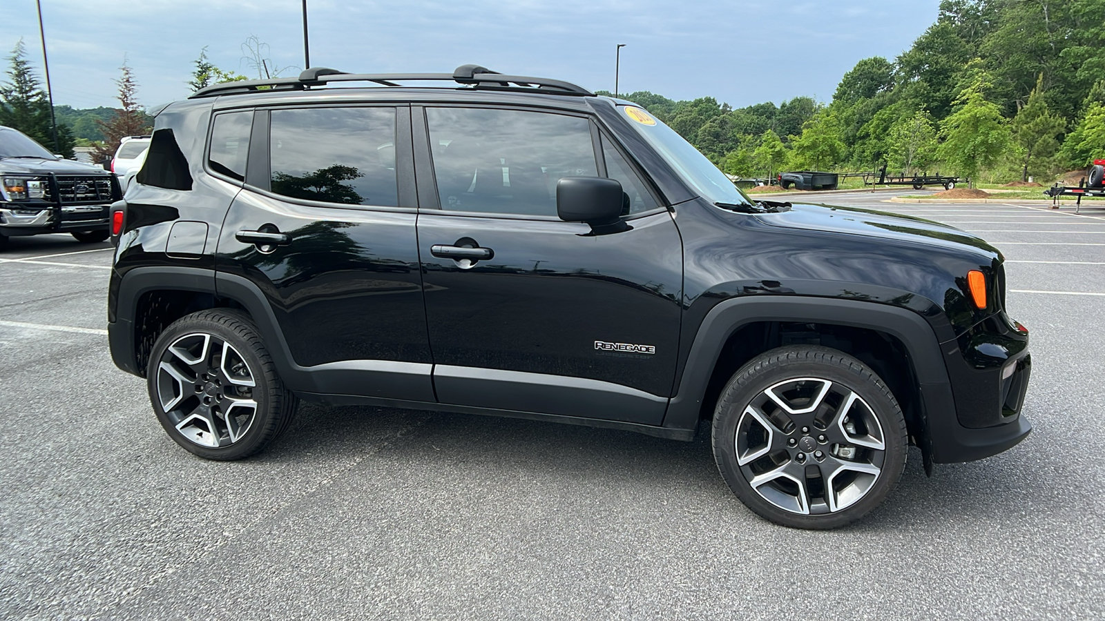 2021 Jeep Renegade Jeepster 4
