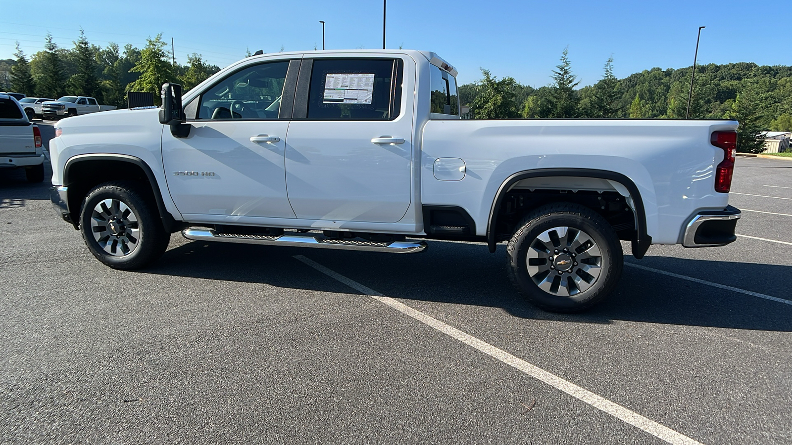 2024 Chevrolet Silverado 3500HD LT 8