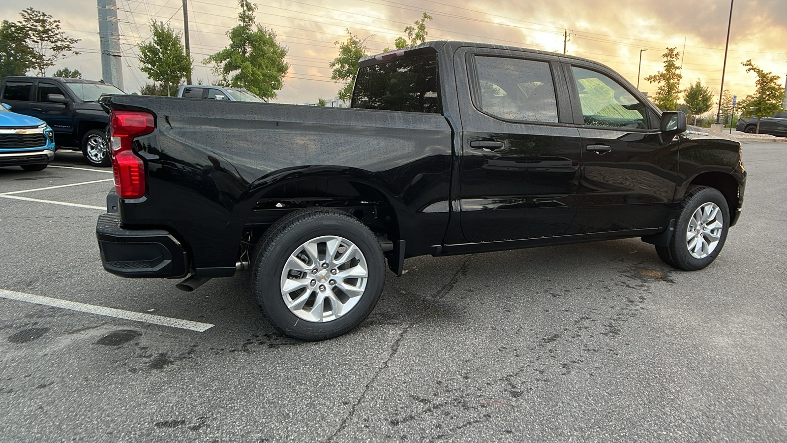 2024 Chevrolet Silverado 1500 Custom 6