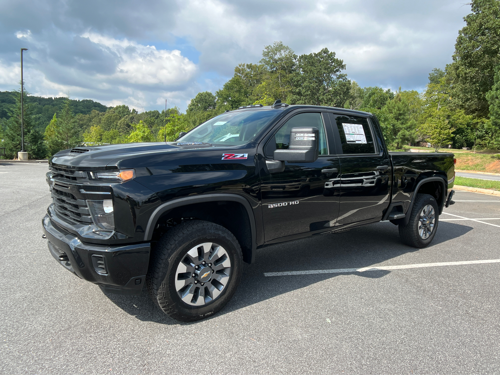 2024 Chevrolet Silverado 2500HD Custom 1