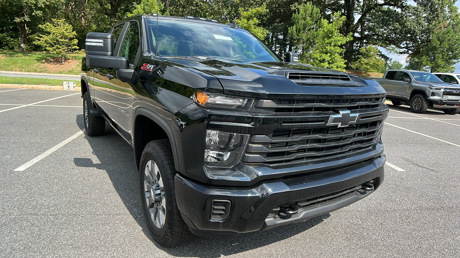 2024 Chevrolet Silverado 2500HD Custom 3