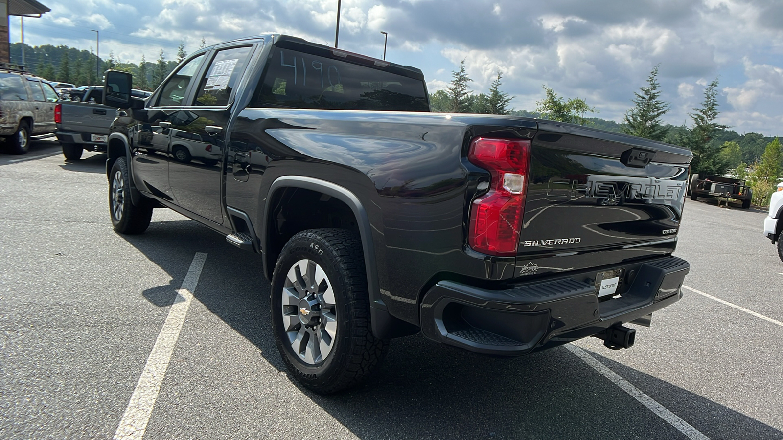 2024 Chevrolet Silverado 2500HD Custom 7